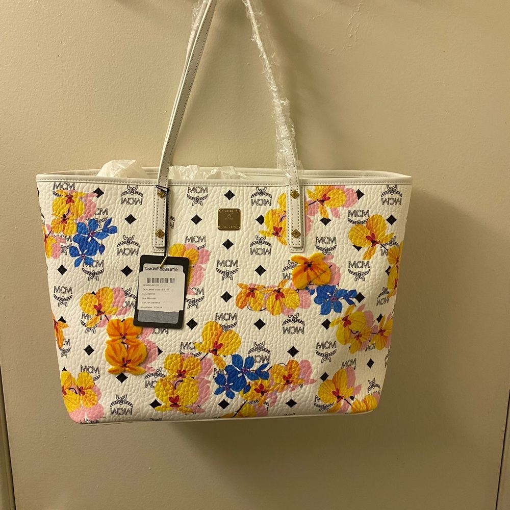 Mcm Floral Medium Liz Shopper